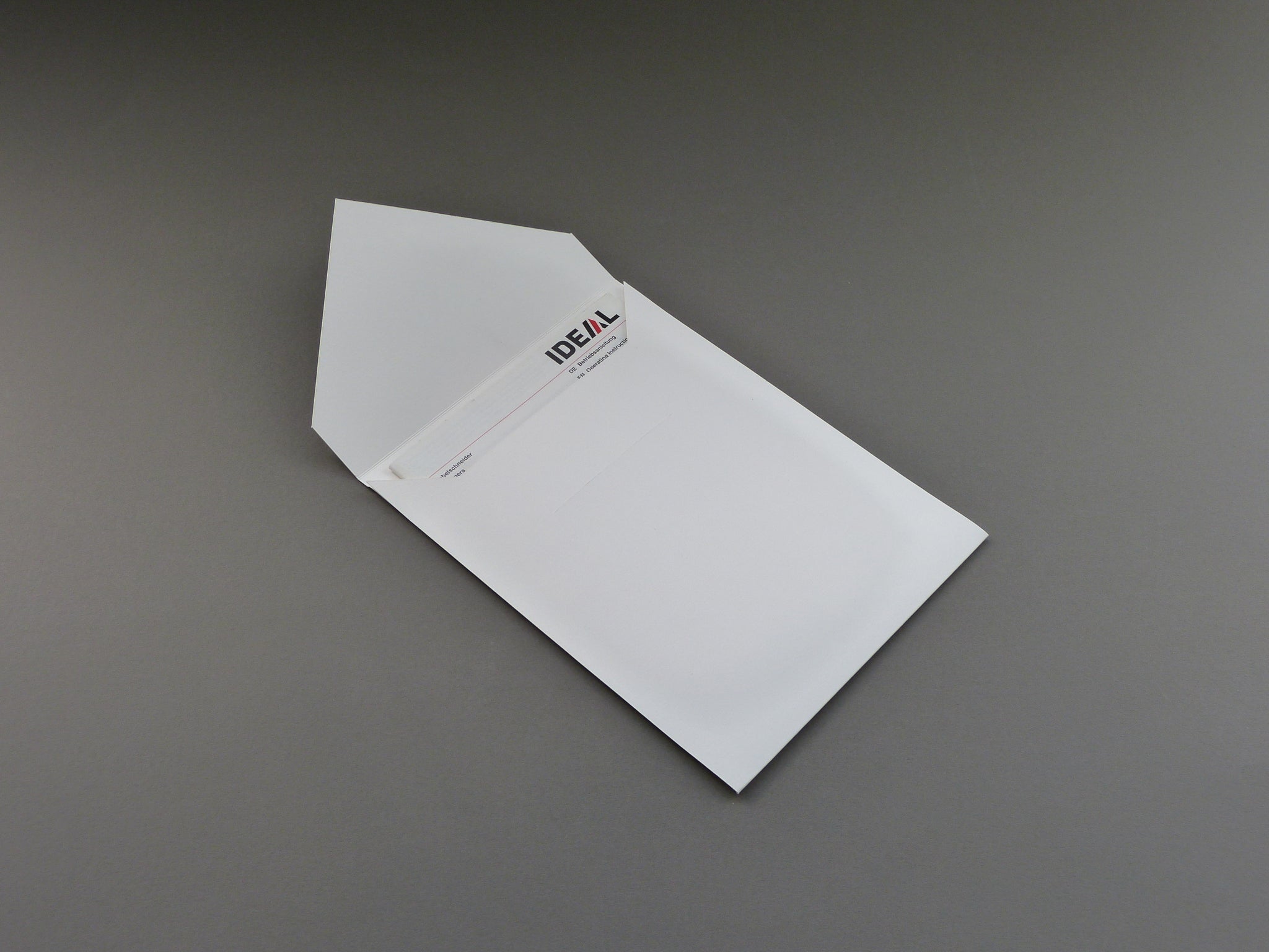 Enveloppe de présentation A5 verticale blanche (lot de 5 ex.) – Le