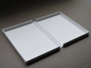 Boite de présentation A4 / capacité 2cm / estampage